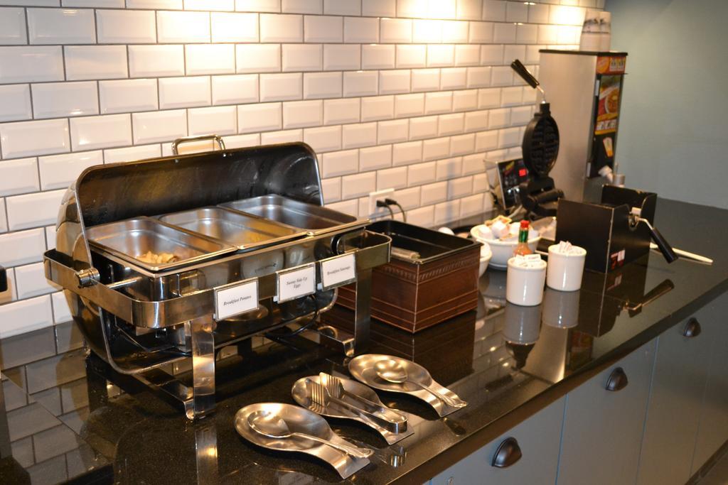 Country Inn & Suites By Radisson Roseville - St Paul Extérieur photo